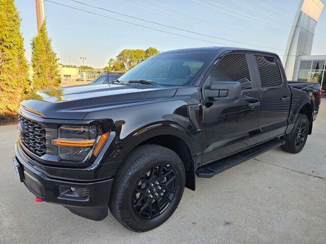 2025 Ford F-150 STX — photo 1 of 13