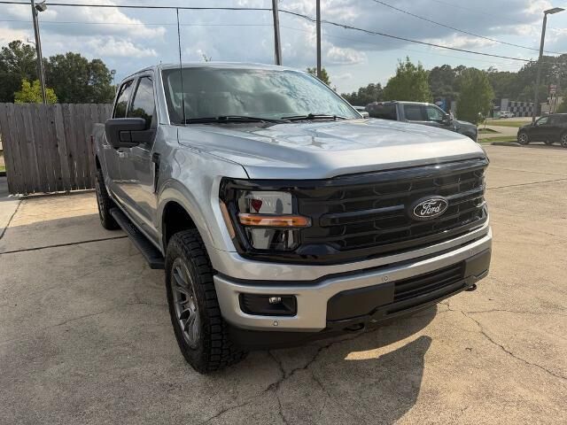 2025 Ford F-150 XLT — photo 1 of 26