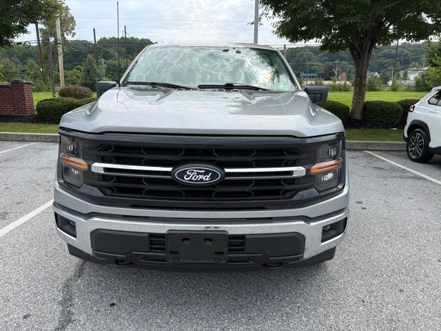 2025 Ford F-150 XLT — photo 1 of 3