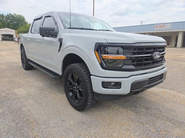2024 Ford F-150 XLT — photo 1 of 26
