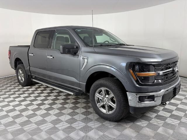 2025 Ford F-150 XLT — photo 1 of 26
