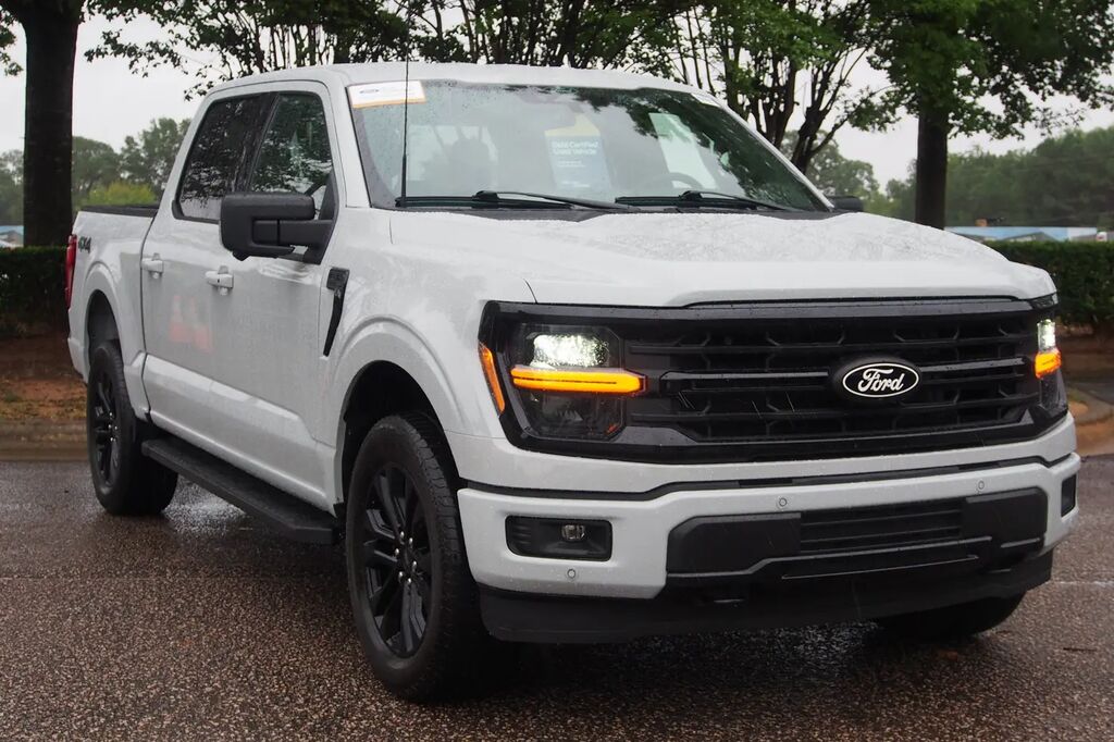 2024 Ford F-150 XLT — photo 1 of 2