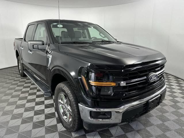 2025 Ford F-150 XLT — photo 1 of 13