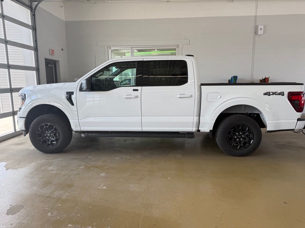 2025 Ford F-150 XLT — photo 1 of 13