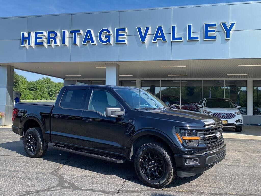 2025 Ford F-150 XLT — photo 1 of 1