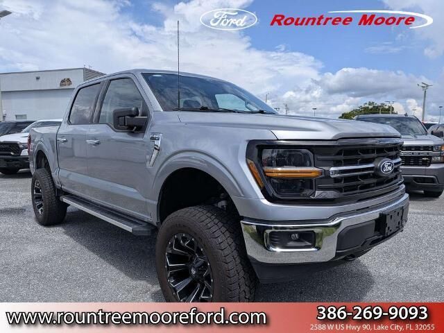 2025 Ford F-150 XLT — photo 1 of 39