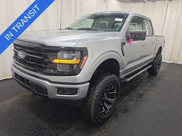 2025 Ford F-150 XLT — photo 1 of 39