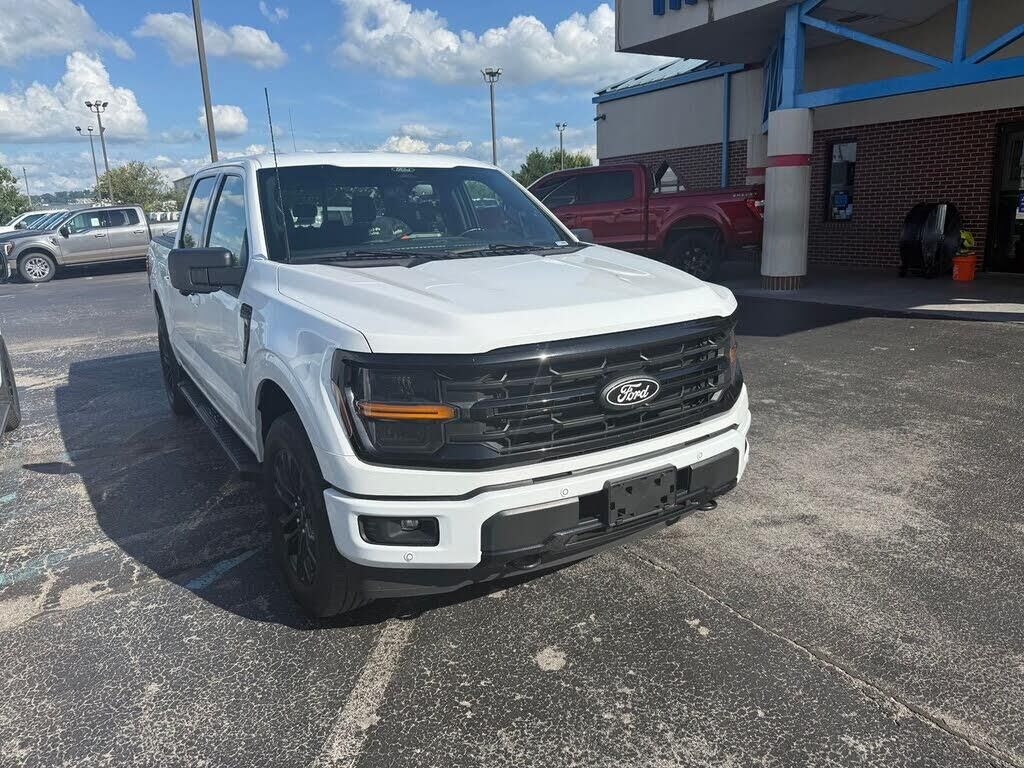 2024 Ford F-150 XLT — photo 1 of 33
