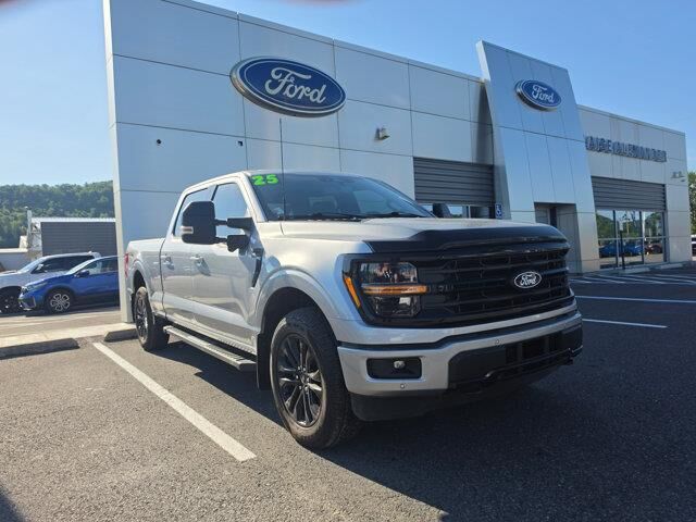 2025 Ford F-150 XLT — photo 1 of 26