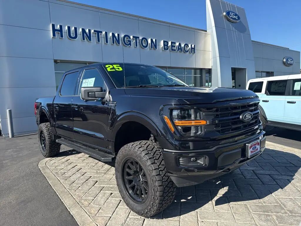 2025 Ford F-150 XLT — photo 1 of 26