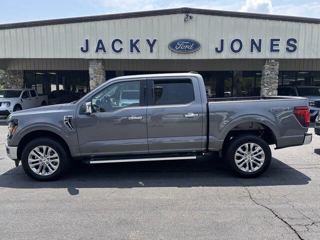 2025 Ford F-150 XLT — photo 1 of 13
