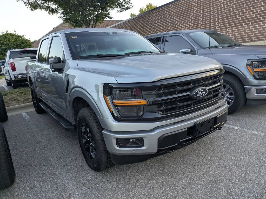 2024 Ford F-150 XLT — photo 1 of 4