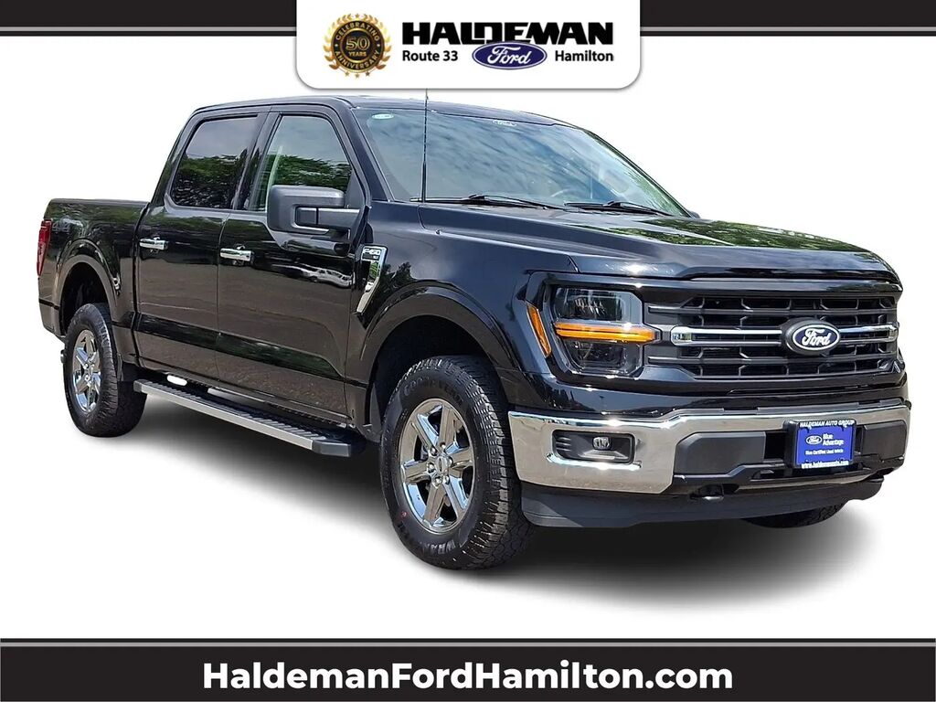2025 Ford F-150 XLT — photo 1 of 13