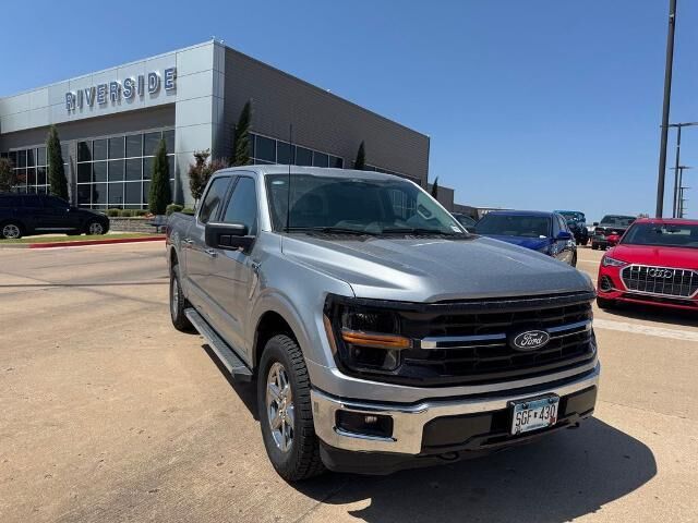 2025 Ford F-150 XLT — photo 1 of 16