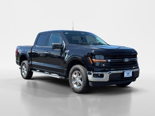 2025 Ford F-150 XLT — photo 1 of 13