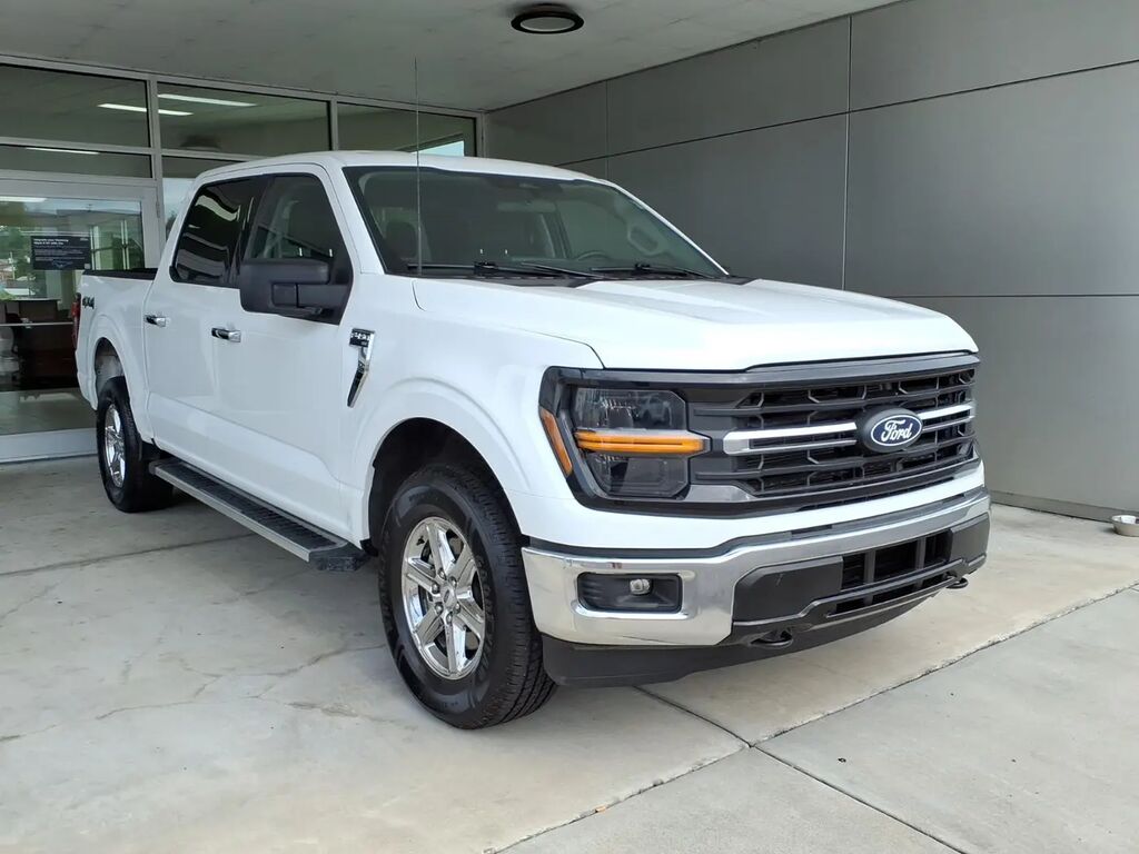 2025 Ford F-150 XLT — photo 1 of 34