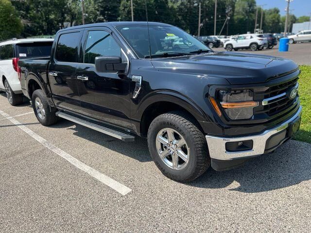 2025 Ford F-150 XLT — photo 1 of 13