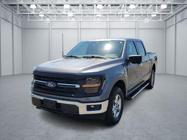 2024 Ford F-150 XLT — photo 1 of 11