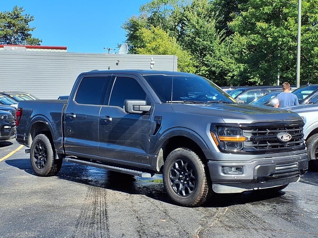 2025 Ford F-150 XLT — photo 1 of 1