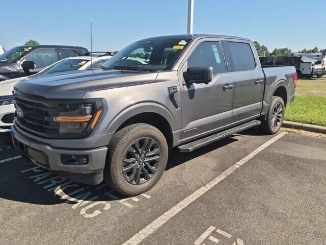 2024 Ford F-150 XLT — photo 1 of 18