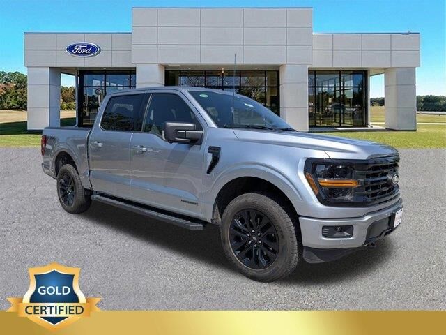 2025 Ford F-150 XLT — photo 1 of 26