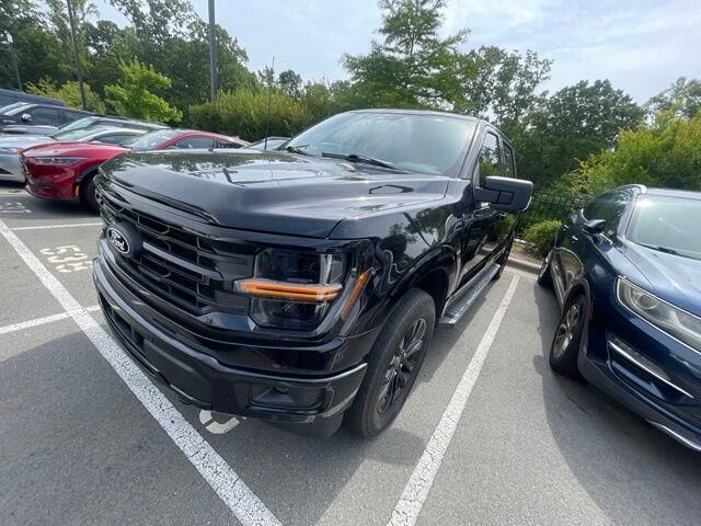 2024 Ford F-150 XLT — photo 1 of 38