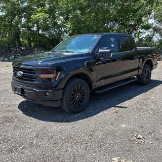 2024 Ford F-150 XLT — photo 1 of 13