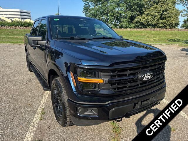 2025 Ford F-150 XLT — photo 1 of 13