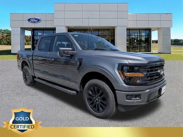 2025 Ford F-150 XLT — photo 1 of 13