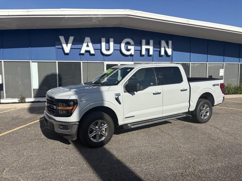 2024 Ford F-150 XLT — photo 1 of 5