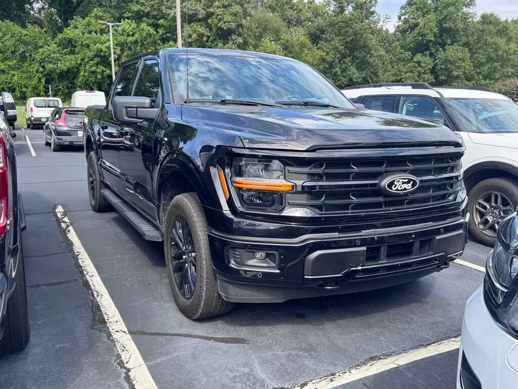 2024 Ford F-150 XLT — photo 1 of 13