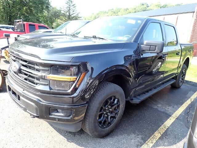 2024 Ford F-150 XLT — photo 1 of 5