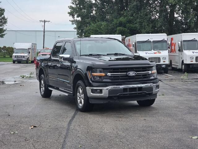 2024 Ford F-150 XLT — photo 1 of 38