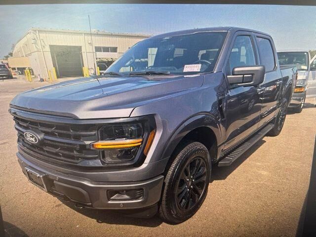 2025 Ford F-150 XLT — photo 1 of 26