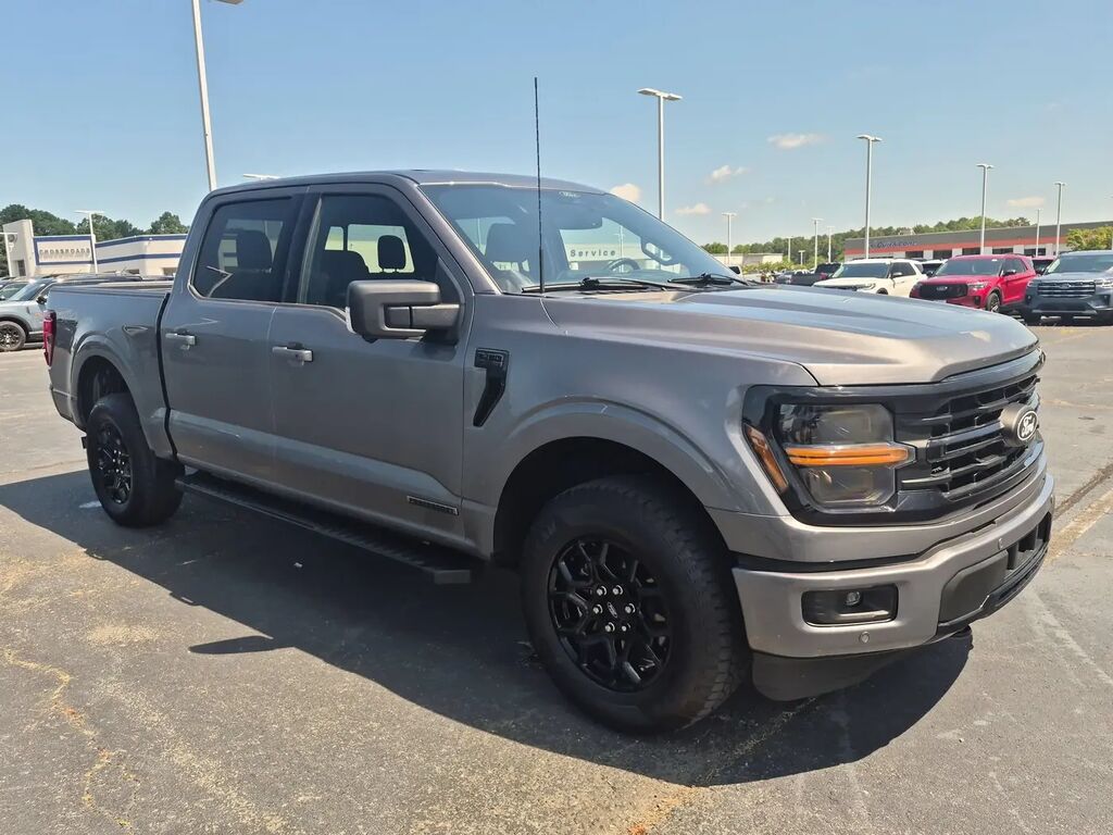 2024 Ford F-150 XLT — photo 1 of 14