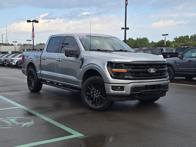 2024 Ford F-150 XLT — photo 1 of 26