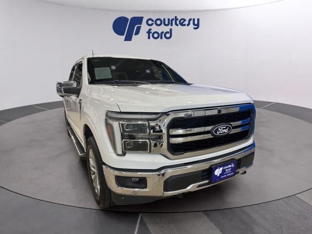 2025 Ford F-150 Lariat — photo 1 of 13