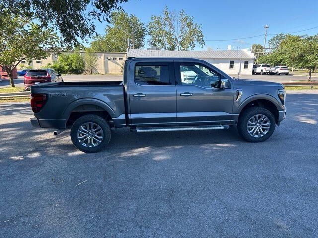 2024 Ford F-150 Lariat — photo 1 of 13