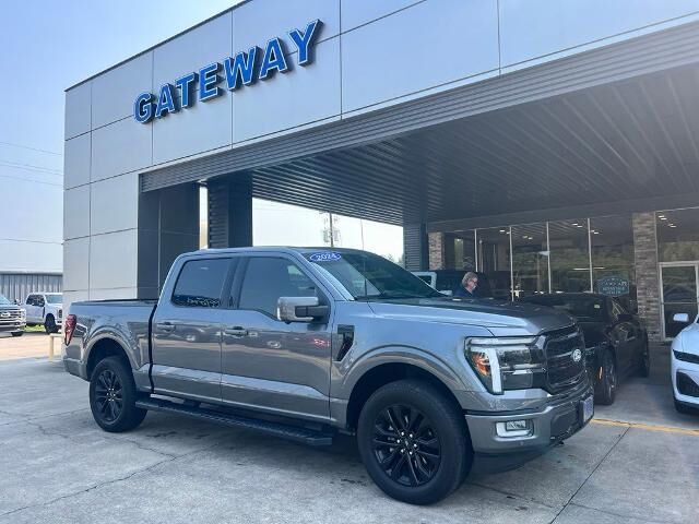 2024 Ford F-150 Lariat — photo 1 of 4