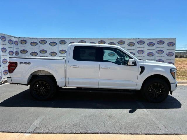 2024 Ford F-150 Lariat — photo 1 of 26