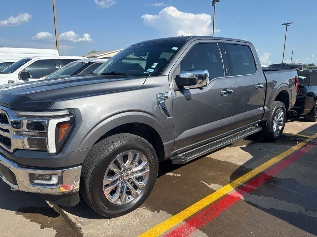 2024 Ford F-150 Lariat — photo 1 of 3