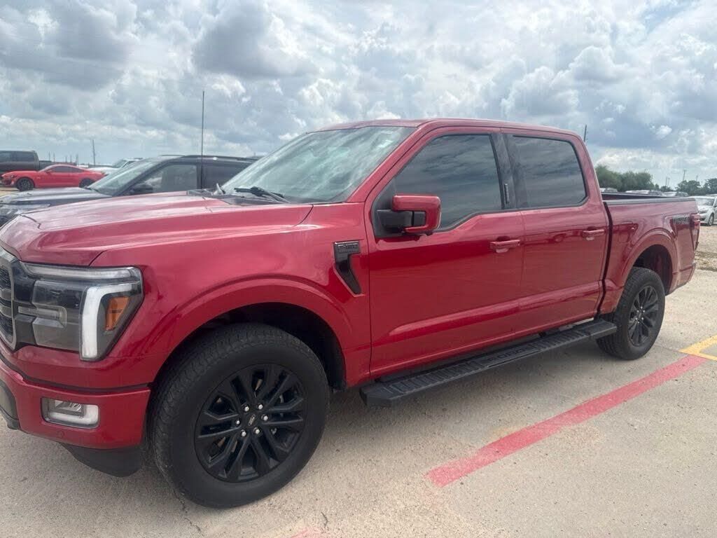 2024 Ford F-150 Lariat — photo 1 of 2