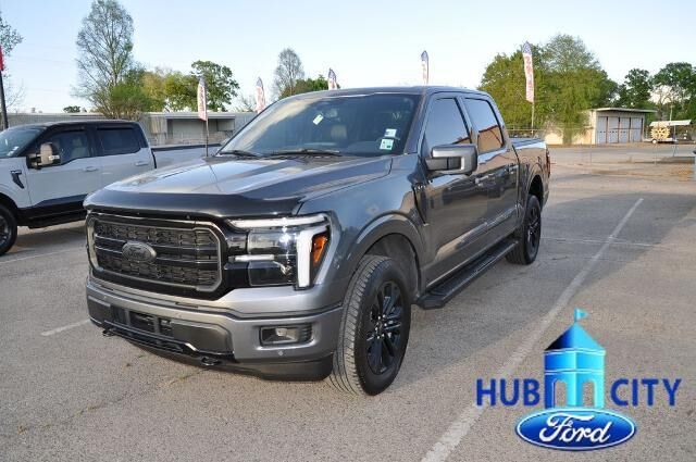 2025 Ford F-150 Lariat — photo 1 of 26