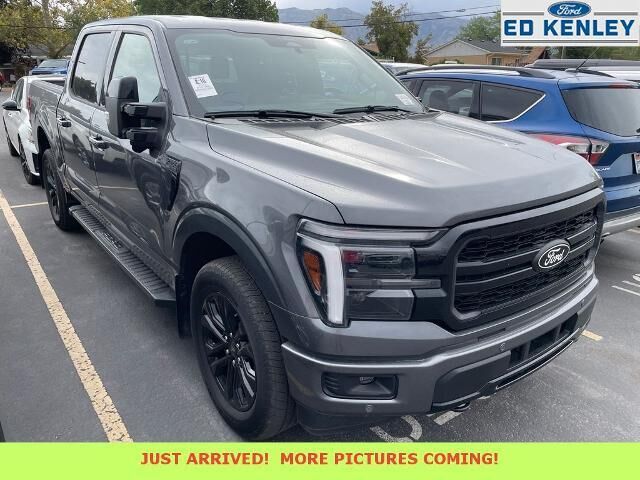 2025 Ford F-150 Lariat — photo 1 of 8