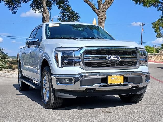 2025 Ford F-150 Lariat — photo 1 of 26