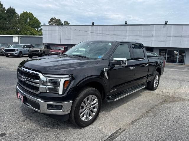 2025 Ford F-150 Lariat — photo 1 of 13