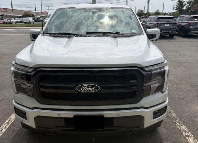 2025 Ford F-150 Lariat — photo 1 of 9