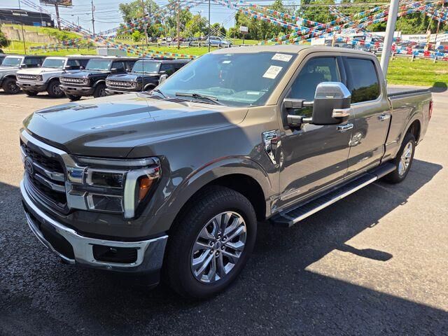 2025 Ford F-150 Lariat — photo 1 of 27