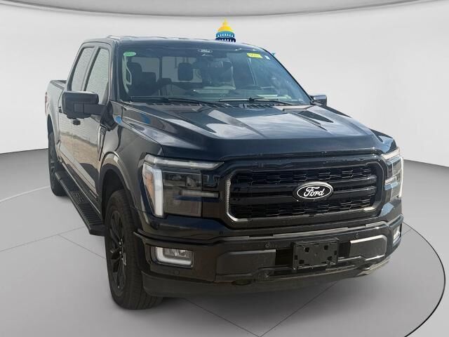 2024 Ford F-150 Lariat — photo 1 of 39