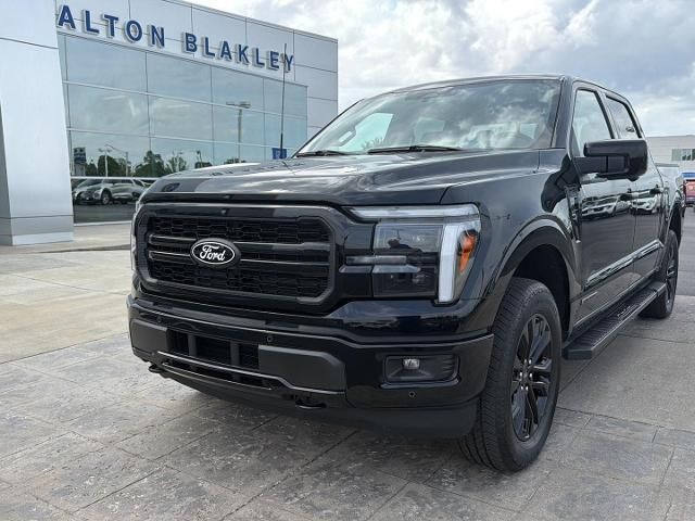 2025 Ford F-150 Lariat — photo 1 of 12
